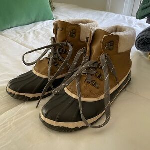 JBU by Duluth Trading Co Alison waterproof fleece-lined duck boots - women’s 8.5